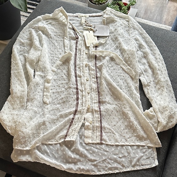 Matilda Jane Tops - NWT Matilda Jane Cream Button-Up Blouse